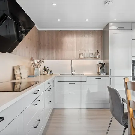 Akselhuset-koselig Hus Rett Ovenfor Kaikanten Midt I Lofoten 度假居 Sennesvik