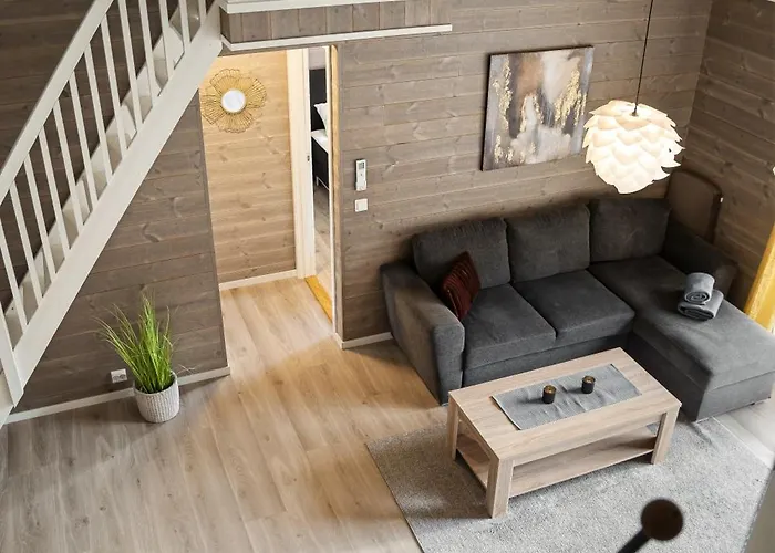 Ferienhaus Akselhuset-koselig Hus Rett Ovenfor Kaikanten Midt I Lofoten *