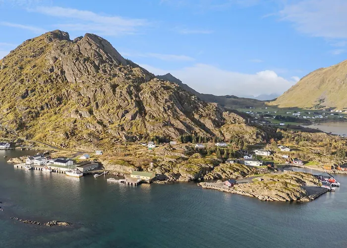 Akselhuset-koselig Hus Rett Ovenfor Kaikanten Midt I Lofoten * Sennesvik
